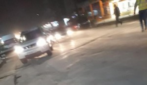 Xanım sürücü yolda hərəkəti iflic etdi - VİDEO