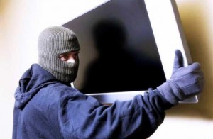 Qazaxda evlərdən oğurluq edən şəxs saxlanılıb