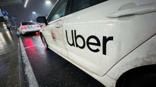 Uber bu şəhərdə də sürücüsüz taksi xidmətini istifadəyə verdi 