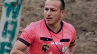 Futbol hakimi oyun zamanı güllələndi 