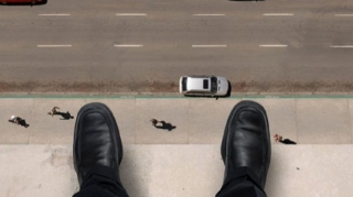 Bakıda DƏHŞƏT:  74 yaşlı kişi 16-cı mərtəbədən özünü atdı