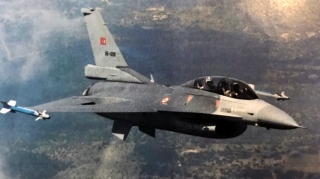 Турция рассматривает возможность размещения F-16 в Северном Кипре 