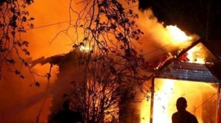 Şəkidə ev partladı: İki nəfər yaralandı 