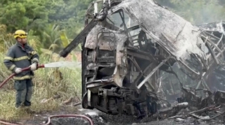 Sərnişin avtobusu aşıb, 17 nəfər ölüb 