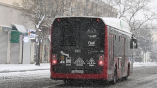 Bakıya sabah da qar yağacaq, şaxta olacaq, yollar buz bağlayacaq 