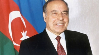 Heydər Əliyevin anadan olmasının 103-cü ildönümüdür 