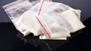 “VAZ-2106”nı saxladılar - 1 kiloqram narkotik çıxdı 