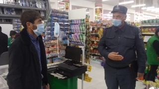 İsmayıllıda polis karantin qaydalarına əməl olunmasına nəzarət edir - FOTO 