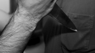 Kafedə ürəyindən bıçaqlanan 28 yaşlı oğlan öldü 