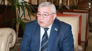 Deputat:  “Hökumət quru sərhədlərin açılması üçün işlərə başladı”