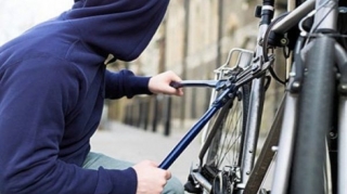 Velosiped və skuter oğruları saxlanıldı 