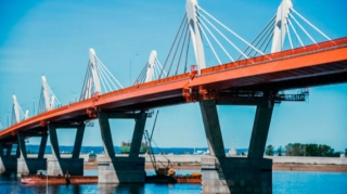 Открыт первый автомобильный мост между Россией и Китаем