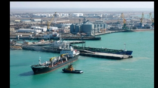 Азербайджан может через порты Казахстана доставлять грузы к Черному морю