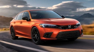 "Honda" şirkəti "Civic Si" sedanını nümayiş etdirib