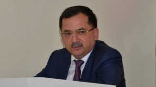 İcra başçısı iki il əvvəl təyin etdiyi müavinini də işdən çıxardı 