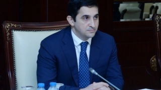 Nazir rektorun oğlunu işdən çıxardı - FOTO 