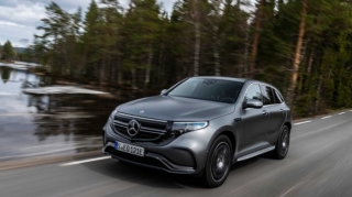 "Mercedes-Benz"  yeni miniveninin ilk görüntüsünü yayıb   - FOTO