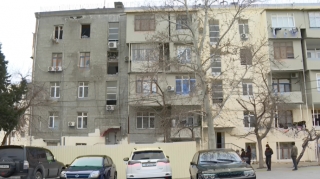 Ötən il partlayış baş vermiş bina hələ də təmir olunmayıb - Sakinlərdən ŞİKAYƏT  - VİDEO