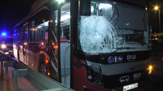 Bakıda "BakuBus" avtobusu piyadanı vuraraq öldürüb  - FOTO