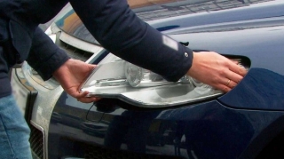 Deputat maşınlarına keçmiş nazirin şirkəti qulluq göstərəcək 