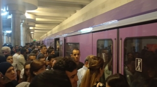 Yerin altında da, üstündə də bitməyən TIXAC: Metroda yay rejimi lazımdırmı? 