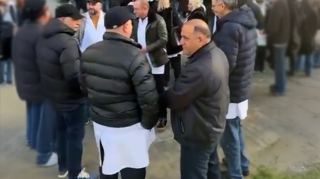 Həkimlər TƏBİB-in qarşısında aksiya keçirdi - VİDEO - YENİLƏNİB