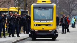 По Берлину будут курсировать бесплатные электробусы без водителей  - ФОТО