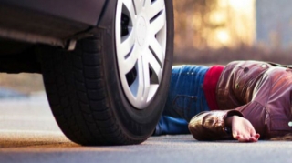 Şirvanda avtomobil yaşlı qadını vurdu