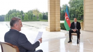 İlham Əliyev: “Torpaqlarımızın geri alınması ilə bağlı əməliyyat plan üzrə gedir” 