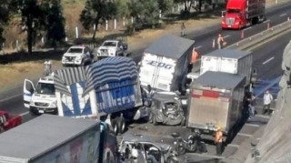 Meksikada zəncirvari qəzada 4 nəfər ölüb - FOTO 