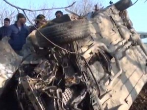 Şamaxıdakı dəhşətli qəzanın görüntüləri: 1 ölü, 2 yaralı – VİDEO