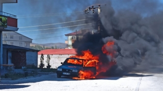 Bulka almağa gedən sürücü,  qayıdanda şok yaşadı - VİDEO 