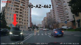 Maşınına və nömrəsinə güvənən bu sürücü qanunu saymadı - 90-AZ-462 - VİDEO