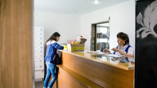 Poçt işçisi 780 mindən çox pul oğurlayıb şöbəni yandırmağa cəhd etdi - Rusiyada hadisə 