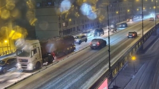 Avtomobillər yollarda qaldı - FOTO