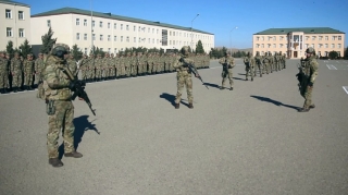 Hərbi vəzifəlilərlə təlim toplanışı davam edir - VİDEO