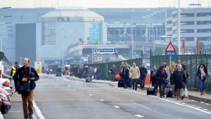 Hava limanında boykot: uçuşlar təxirə salındı