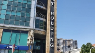 Mehdiyevin qardaşının tikdirdiyi qəzalı bina - Lifti belə yoxdur... - FOTO