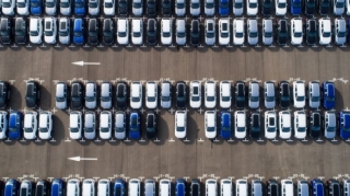 Hökumət parkinqlərlə bağlı iş aparır 