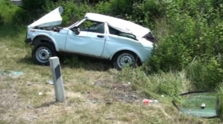 Zaqatalada “Niva” aşıb, xəsarət alanlar var - FOTO 