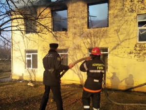 Yanğın nəticəsində zərər çəkən olmadı  - FOTO