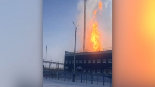 Rusiyaya məxsus qaz yatağında yanğın baş verib - VİDEO