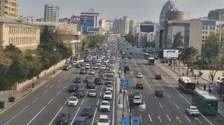 На каких улицах Баку 27 апреля наблюдаются транспортные заторы? - СПИСОК + ФОТО 