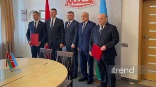 Minskdə Gəncə Avtomobil Zavodu ilə MAZ arasında saziş imzalandı - FOTOLAR 