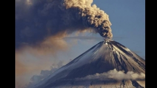 Yaponiyada vulkan püskürməsi başlayıb