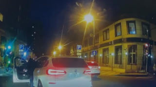 Keçiddən keçməyən 22 yaşlı qızı vurub öldürən sürücü məhkəmədə BƏRAƏT ALDI 