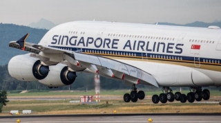 Singapore Airlines отправила в отпуска без оплаты четверть сотрудников