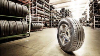 Avtomobili yayda qış, qışda da yay təkərləri ilə idarə edənlərin nəzərinə - FOTO 