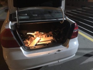 Avtomobildən 700 qutu tütün məmulatı aşkarlanıb - FOTO