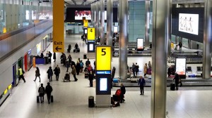 Hava limanı drona görə uçuşları dayandırıb